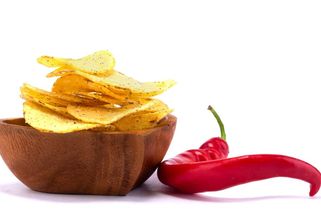 Inspekce po upozornění pozastavila prodej českých extrémně pálivých chipsů - Seznam Zprávy